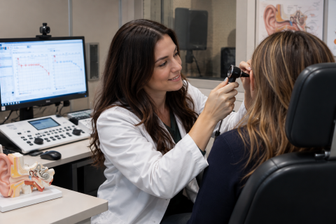 Audiologist